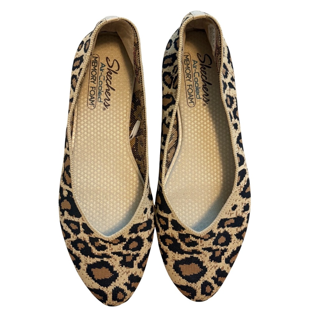 Skechers Cleo Leopard Print Pointed Toe Ballet Flats Air-Cooled Memory Foam Tan